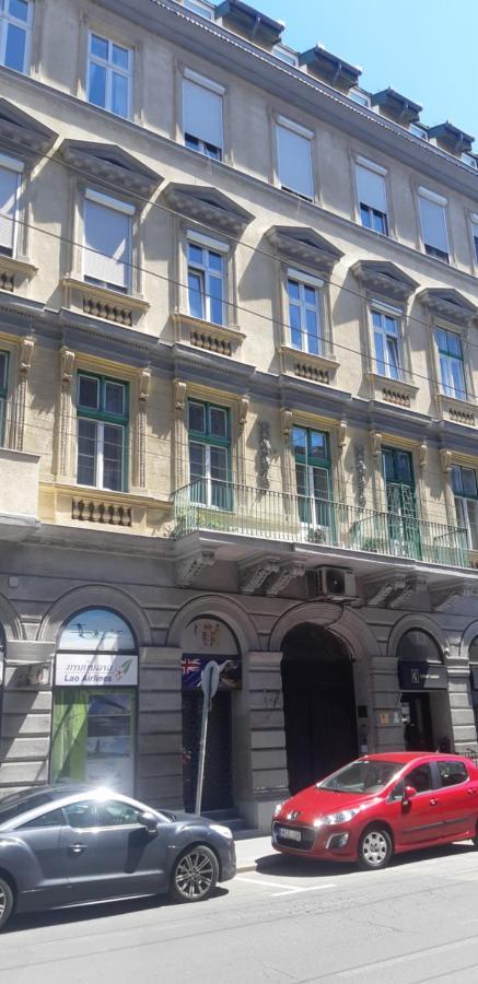 Theaterland Classic Apartments Budapeşte Dış mekan fotoğraf